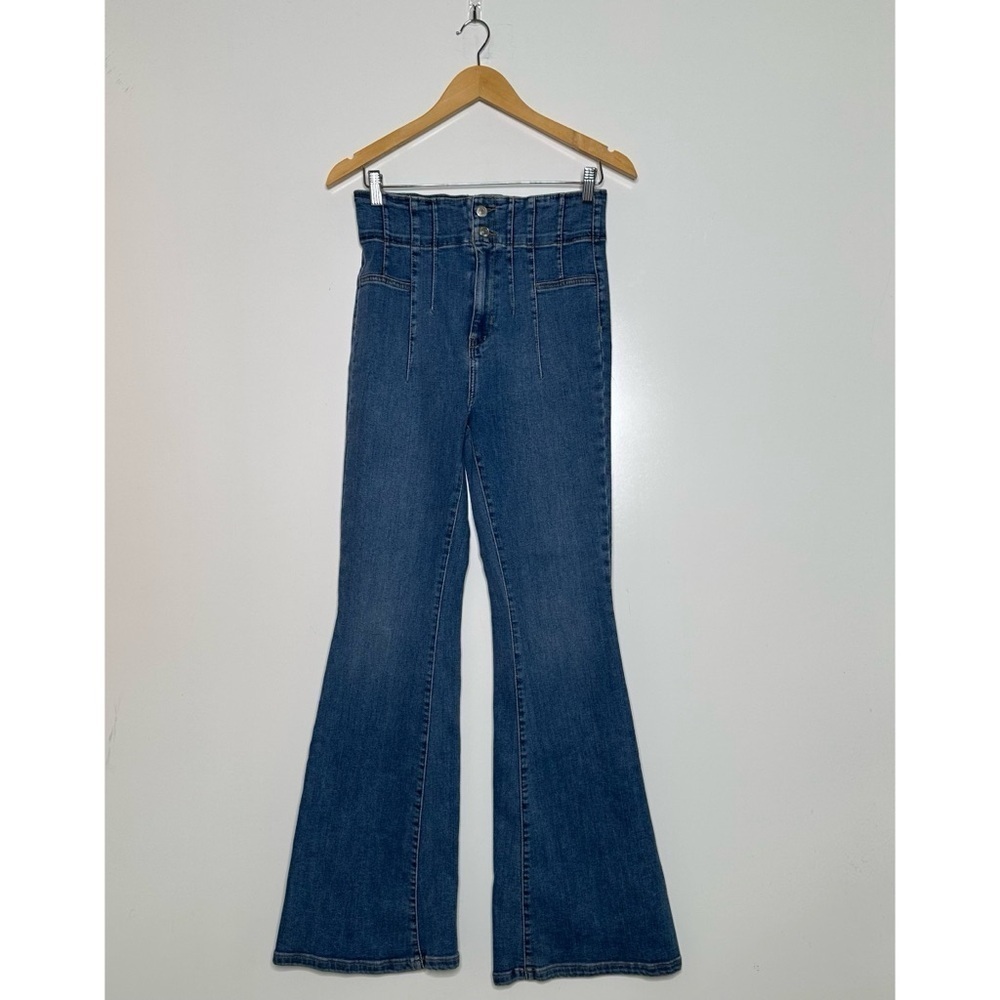 Free People We The Free Jayde Flare Jeans Size 29 - Picture 3 of 11